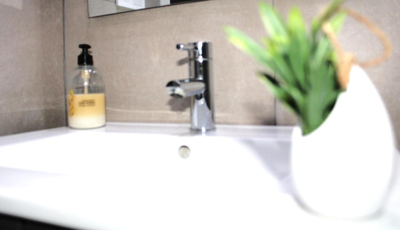 Apartamento Playa 5 Minutos A Pie Moderno Y Confortable Cabanyal Apartment บาเลนเซีย ภายนอก รูปภาพ